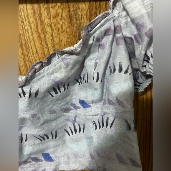 Aritzia patterned crop top - Picture 3 of 3